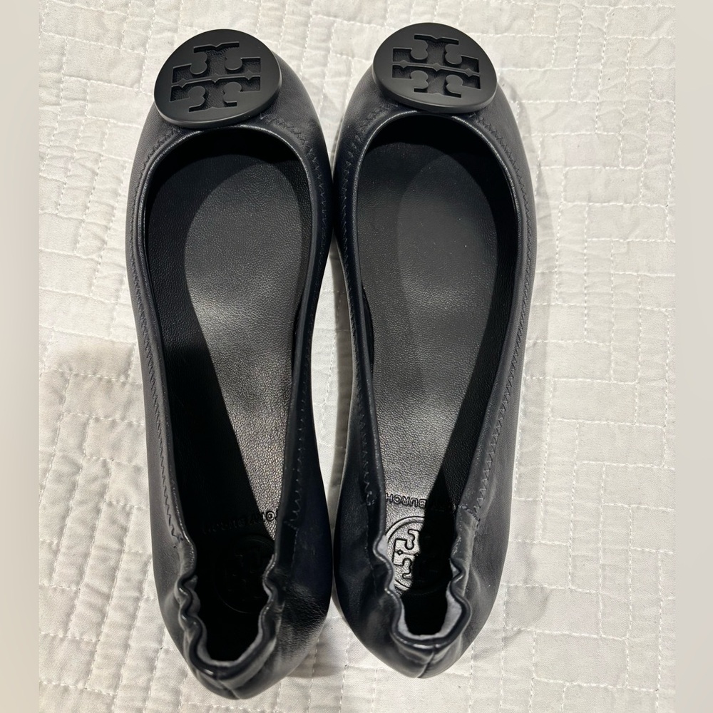 Brand New Tory Burch Minnie Flats- RARE!